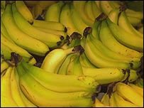 Индийского вора укравшего ожерелье заставили сесть 50 бананов